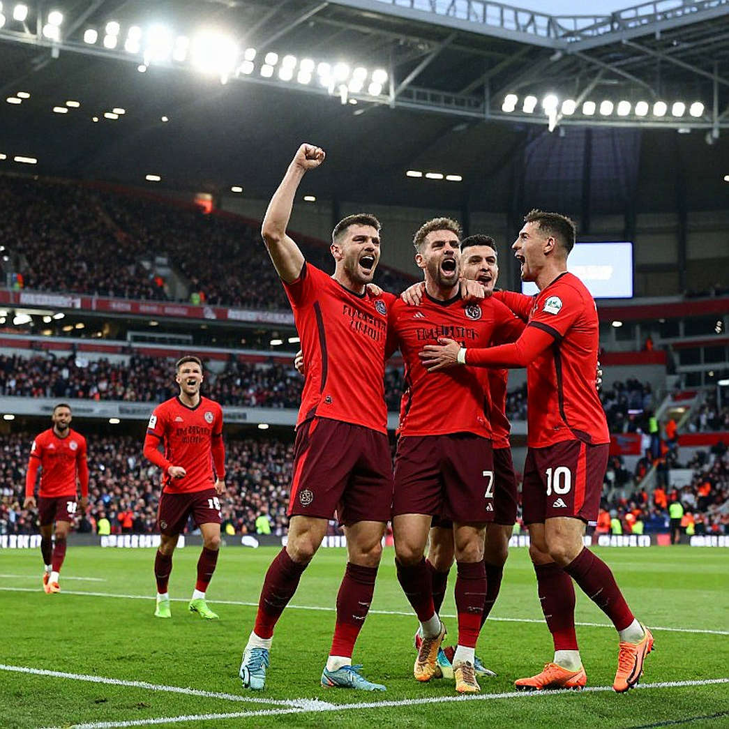 Liverpool khủng hoảng ngầm: Mất hàng loạt trụ cột miễn phí, ba ưu tiên chuyển nhượng cho giám đốc thể thao mới