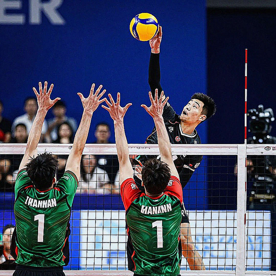 Thổ Nhĩ Kỳ thua Romania 3-1 tại EuroVolley 2026: Efeler để số phận lại cho trận gặp Latvia Thổ Nhĩ Kỳ thua Romania 3-1 tại EuroVolley 2026: Efeler để số phận lại cho trận gặp Latvia