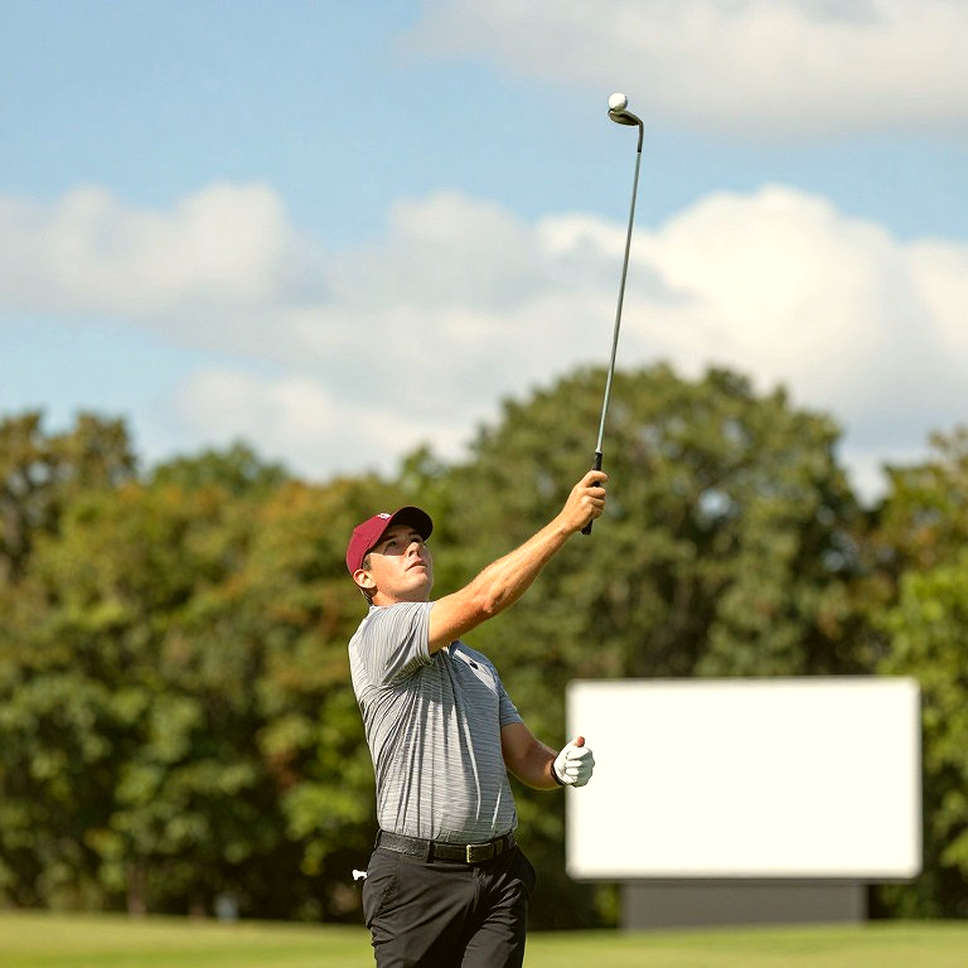 JJ Spaun vô địch BMW PGA Championship: Cú ngã của Elvira và bài học từ Wentworth